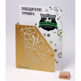 Приз двухслойный резной по футболу. PN3374